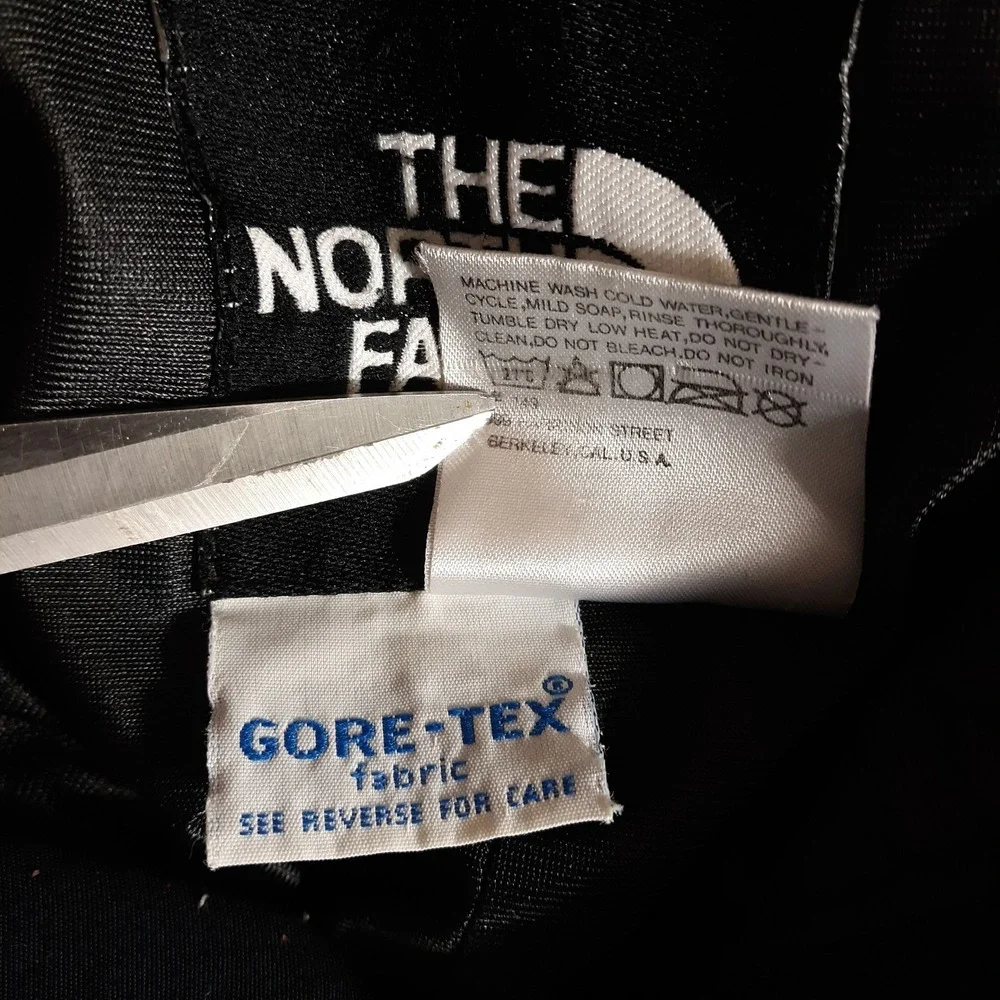 Vintage 1990s The North Face Goretex Ski Pants Vertical Size Medium Black Nylon